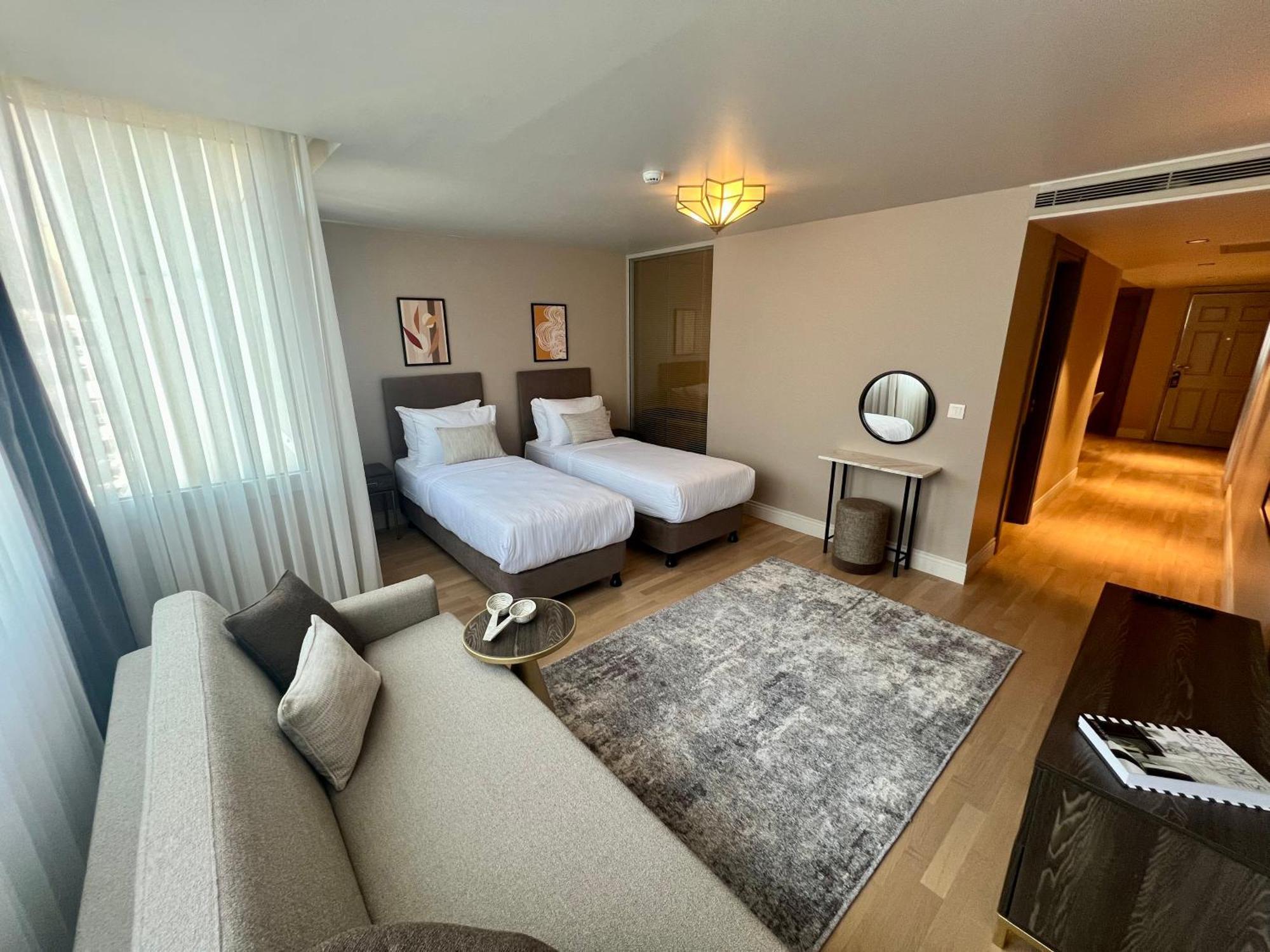 Weingart Suites Hotel Istanbul Bagian luar foto