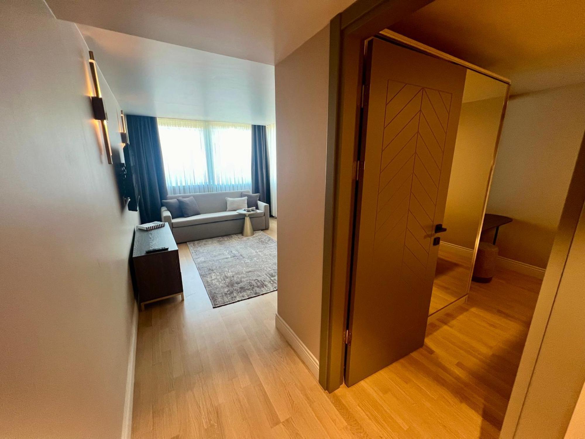 Weingart Suites Hotel Istanbul Bagian luar foto