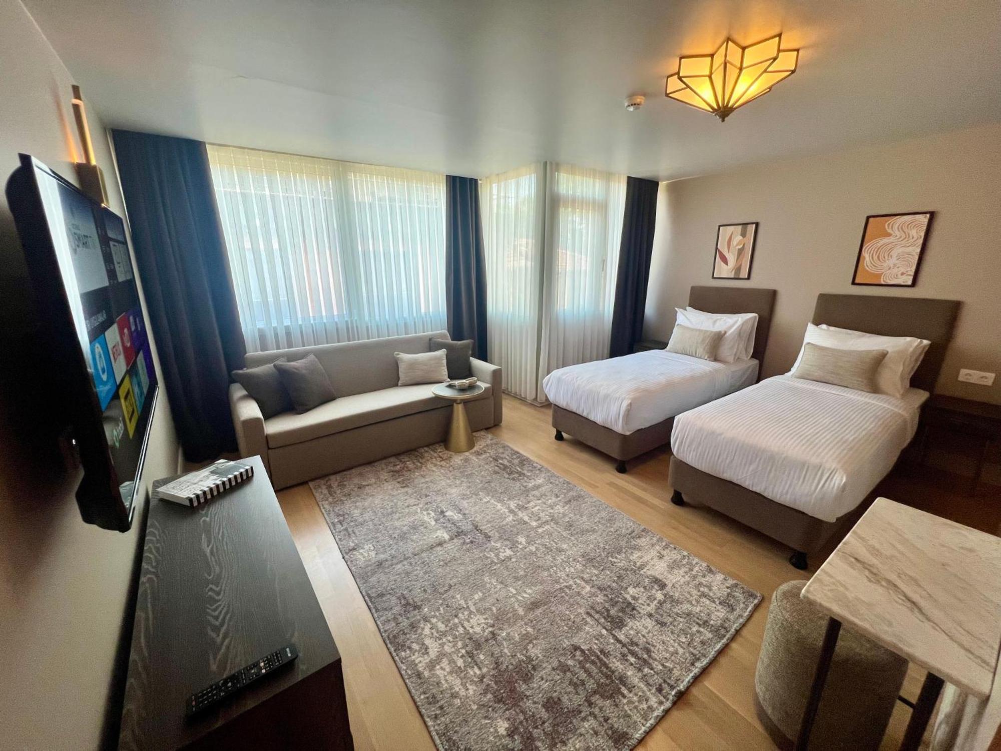Weingart Suites Hotel Istanbul Bagian luar foto