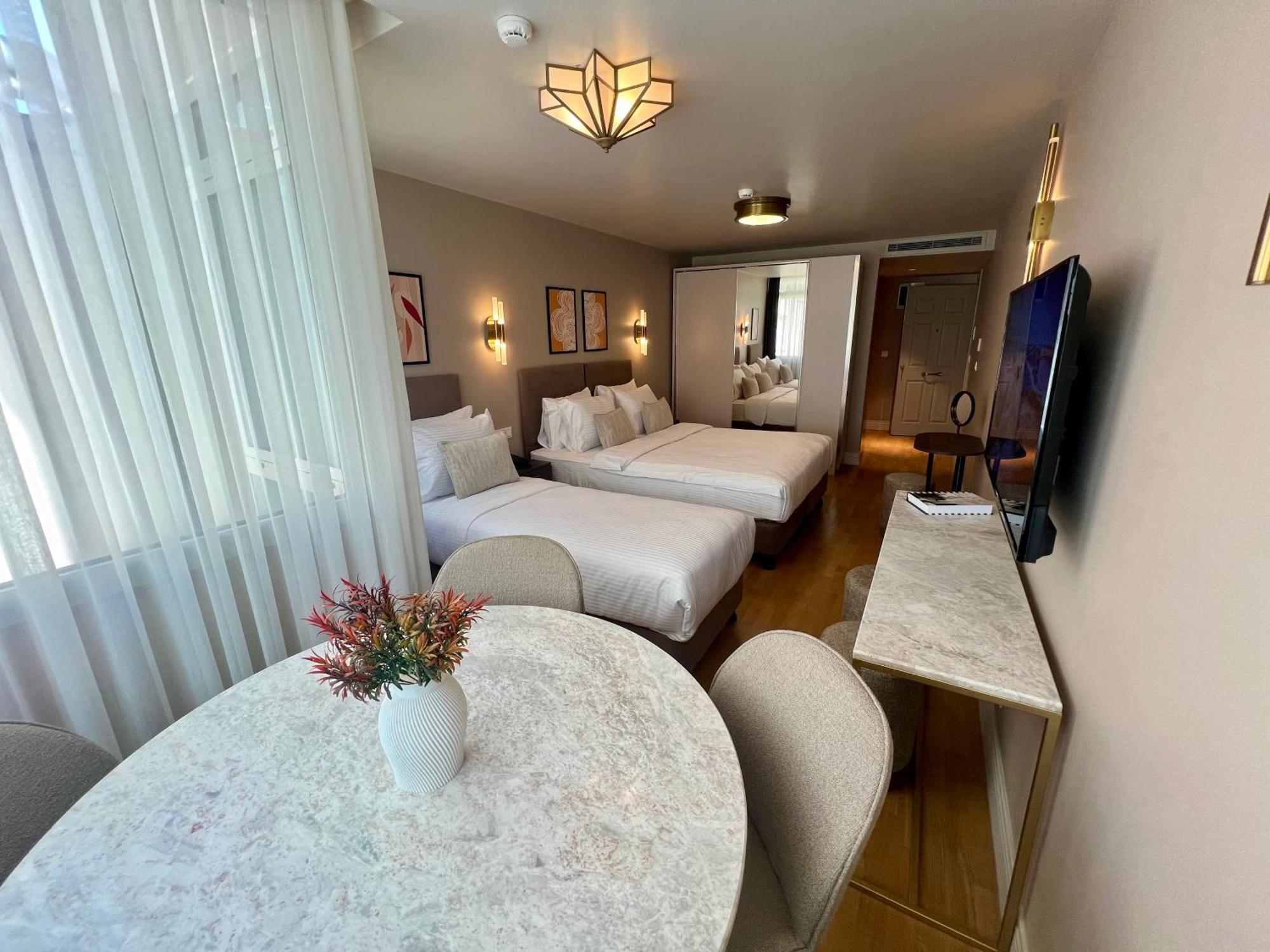 Weingart Suites Hotel Istanbul Bagian luar foto