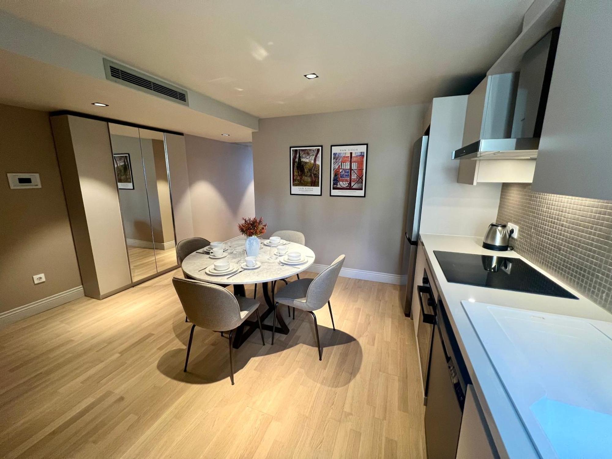 Weingart Suites Hotel Istanbul Bagian luar foto