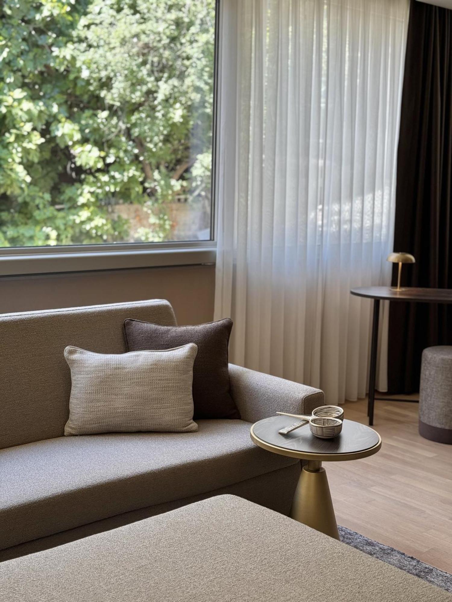 Weingart Suites Hotel Istanbul Bagian luar foto