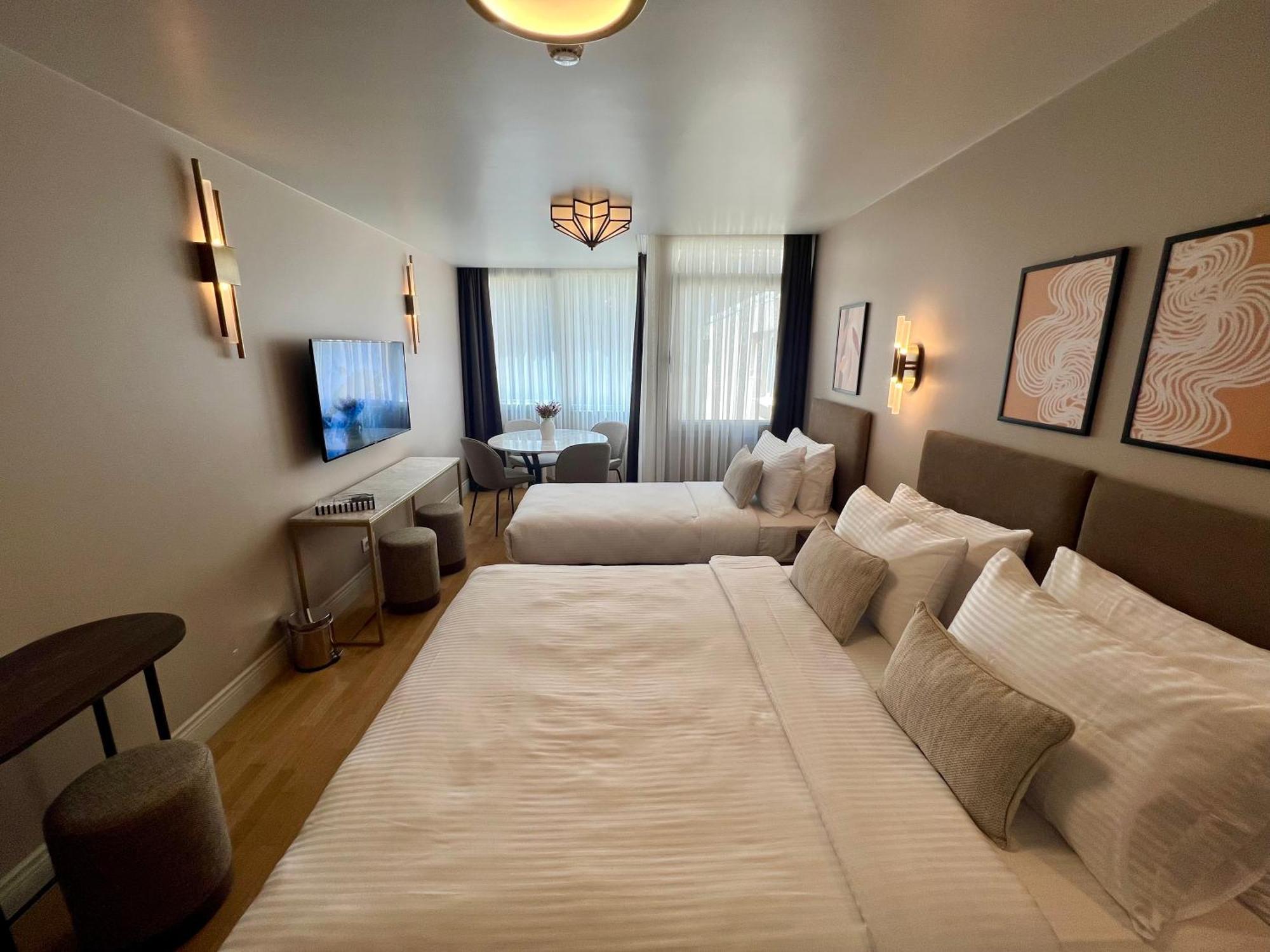 Weingart Suites Hotel Istanbul Bagian luar foto