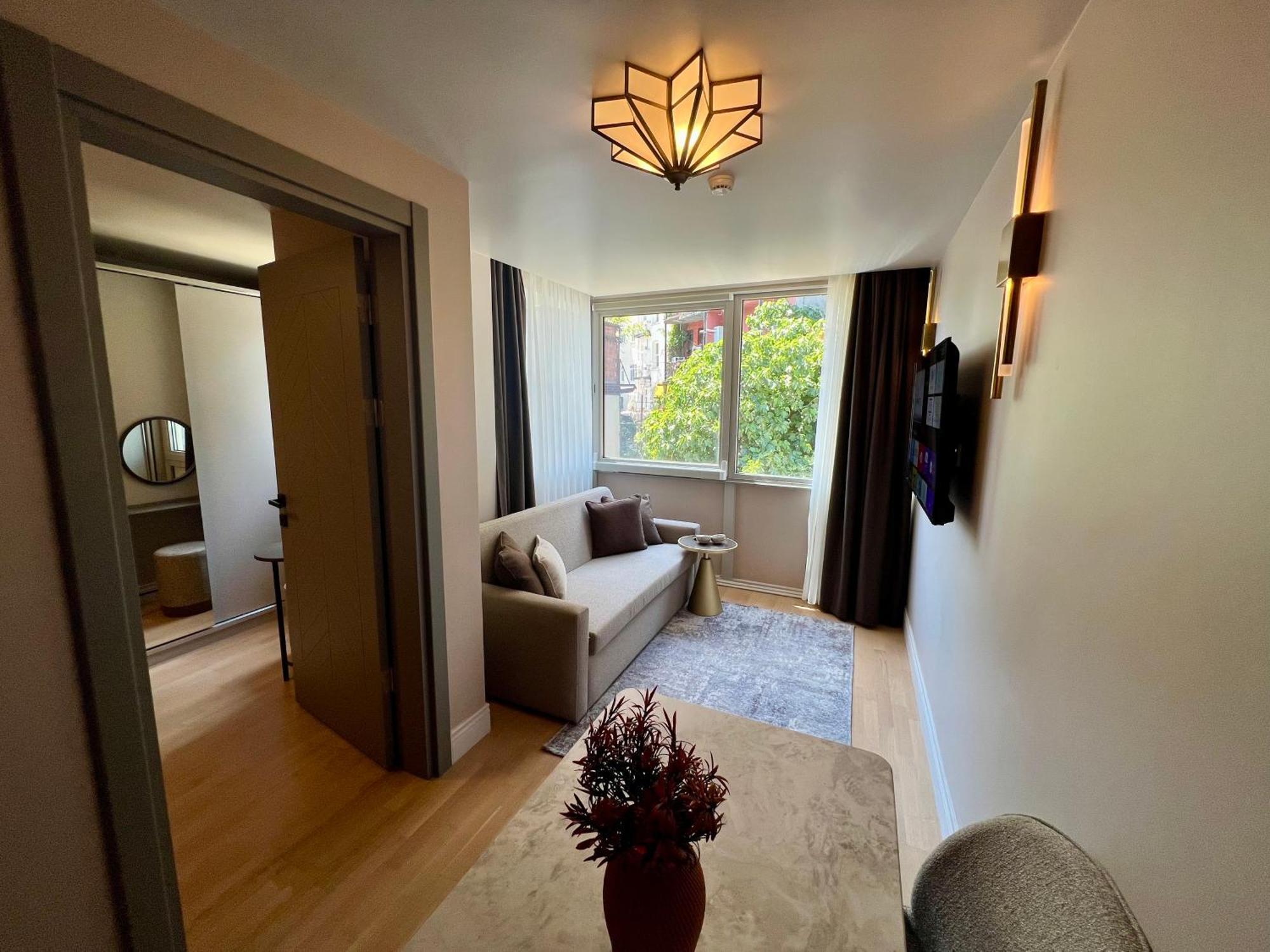 Weingart Suites Hotel Istanbul Bagian luar foto