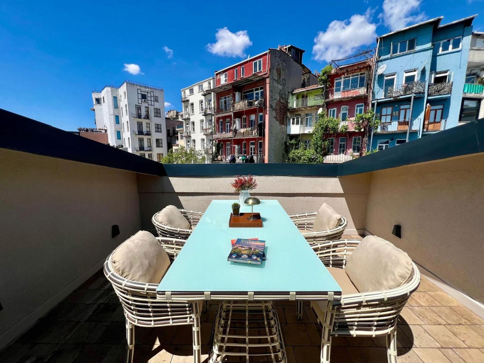 Weingart Suites Hotel Istanbul Bagian luar foto
