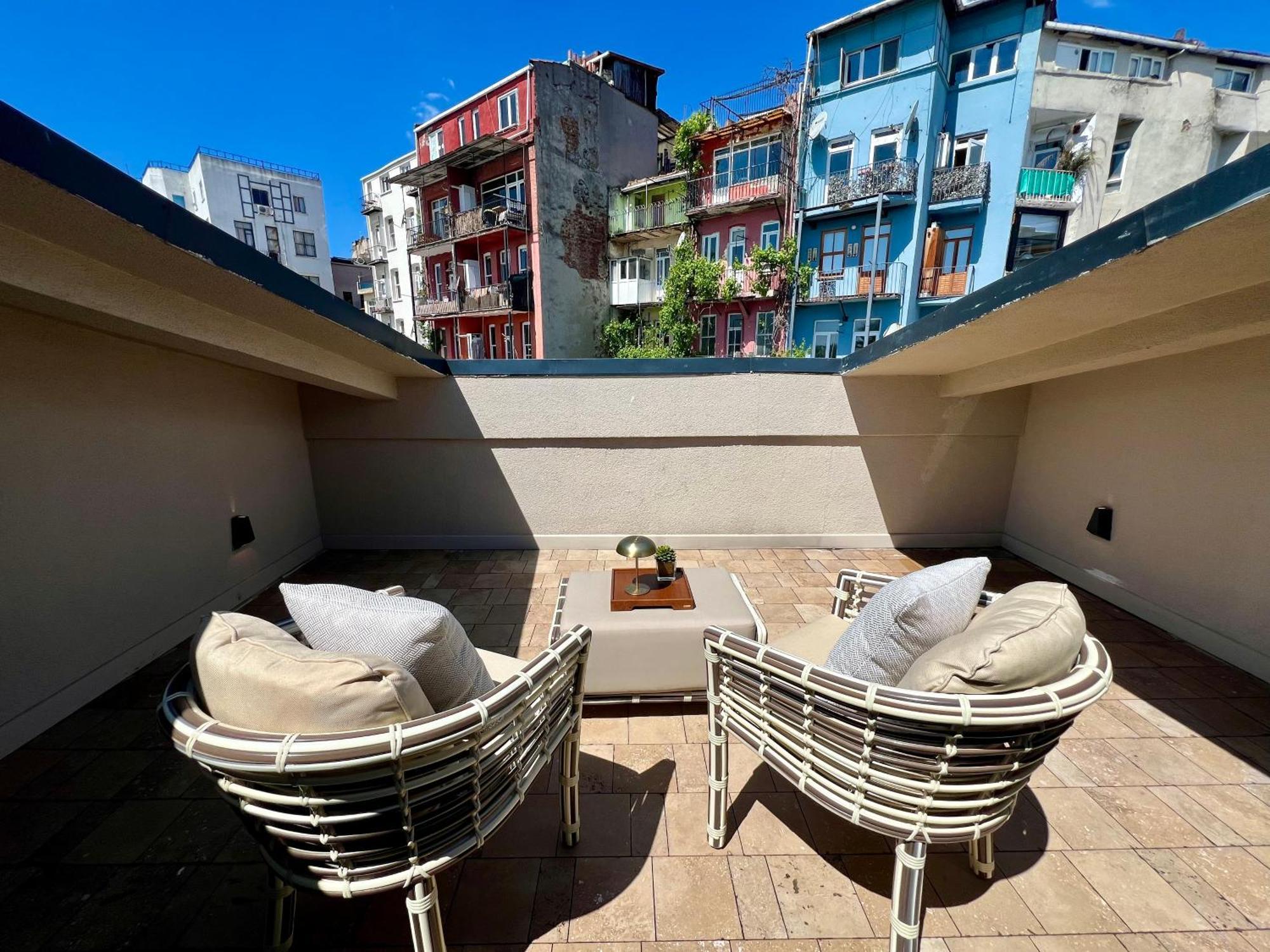 Weingart Suites Hotel Istanbul Bagian luar foto