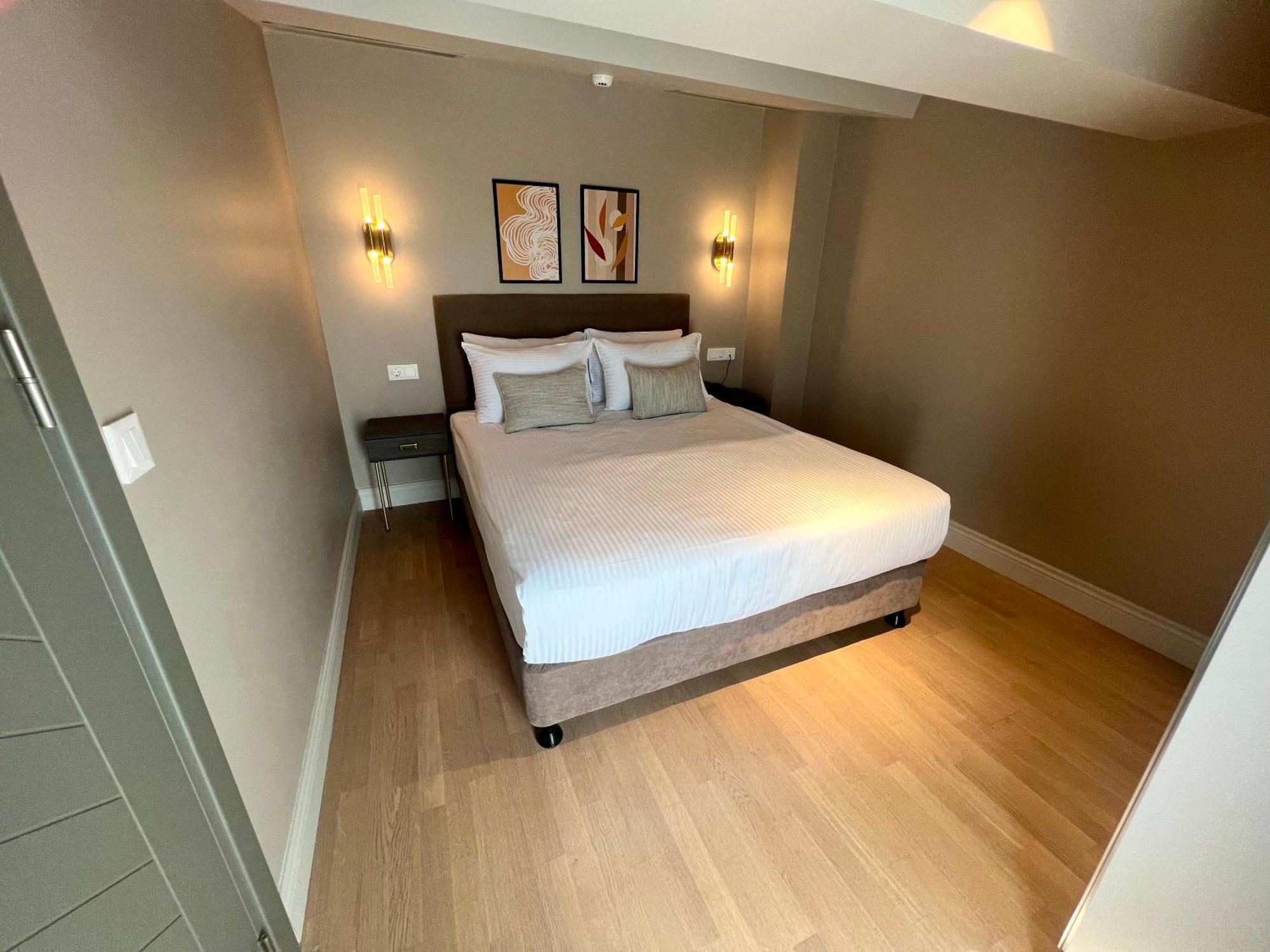Weingart Suites Hotel Istanbul Bagian luar foto