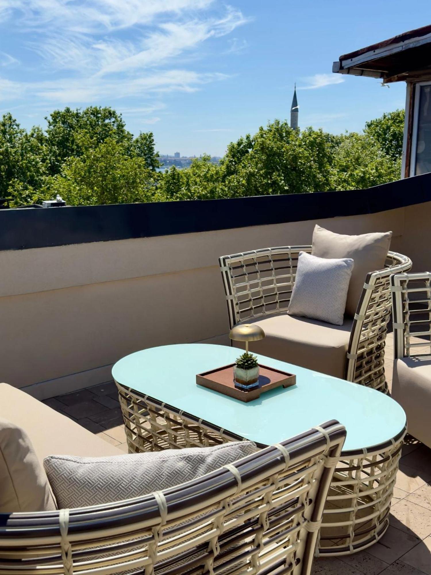 Weingart Suites Hotel Istanbul Bagian luar foto